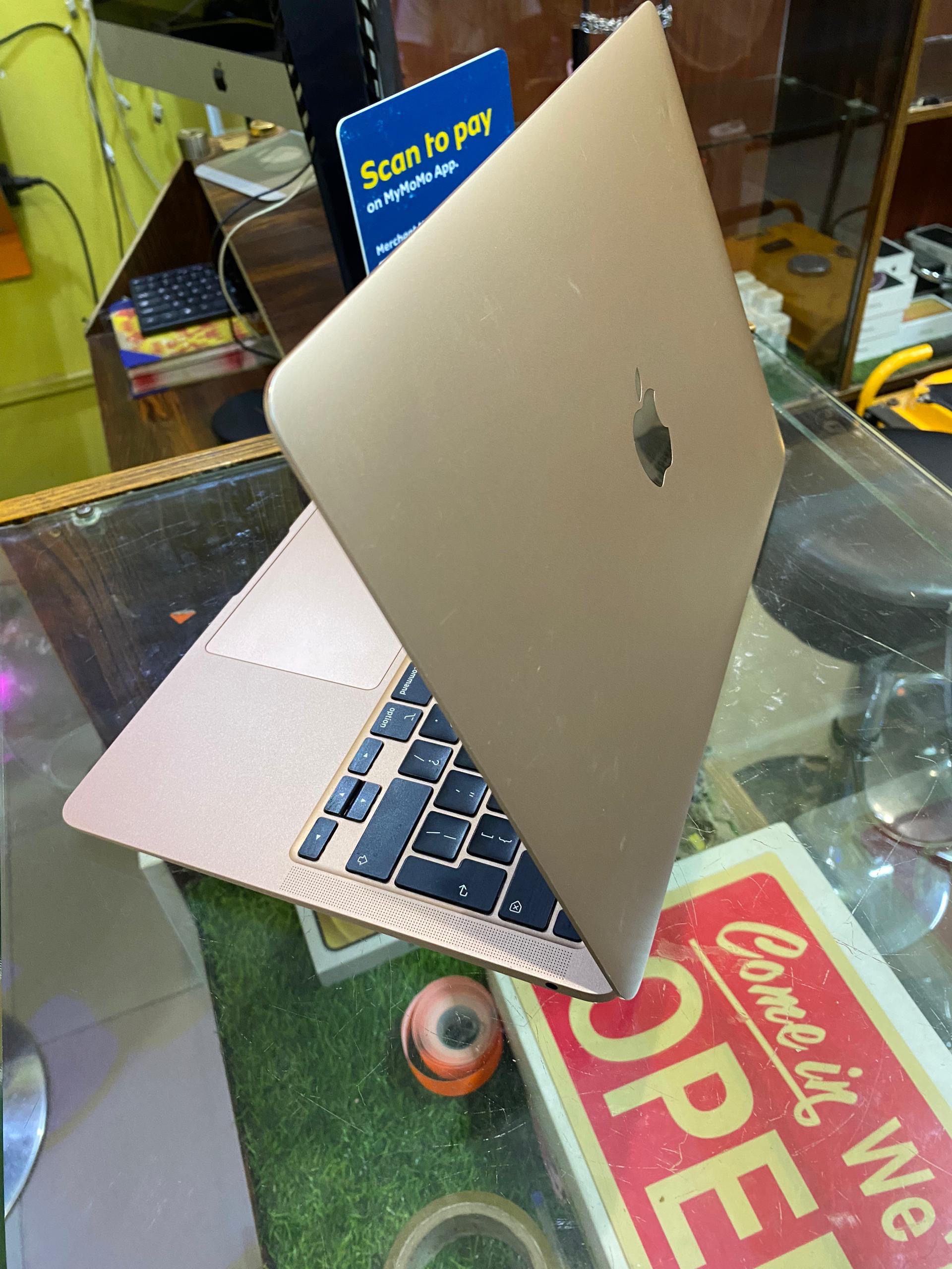 MacBook Air 2020